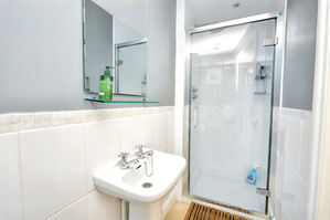 Downstairs shower room- click for photo gallery